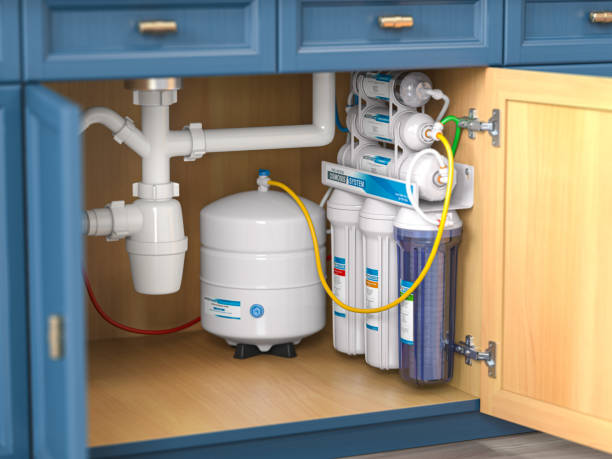 Clean drinking water filtration system in a home kitchen